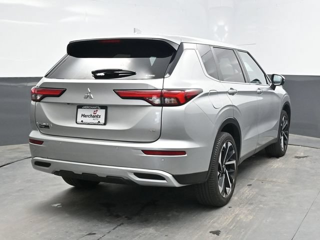 Used 2024 Mitsubishi Outlander SE AWD/4WD image 7