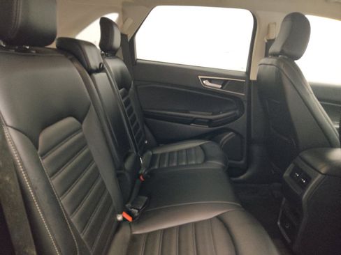 Used 2021 Ford Edge SEL FWD image 19