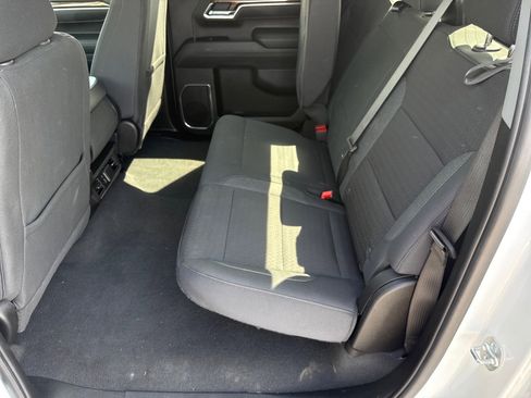 Used 2025 Chevrolet Silverado 1500 LT AWD/4WD image 11