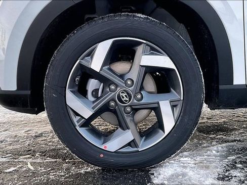 New 2026 Hyundai Venue SEL image 12