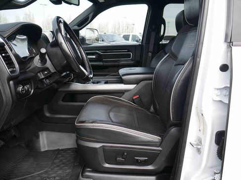 Used 2022 RAM 3500 Laramie image 32