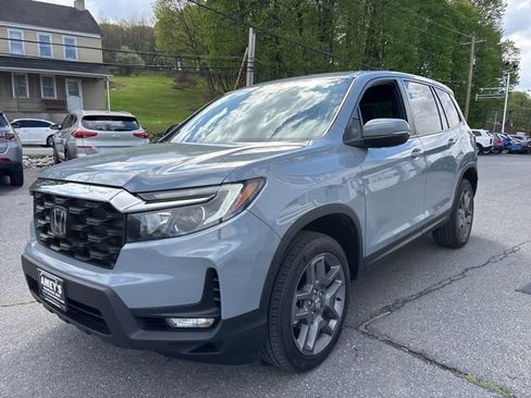 Used 2023 Honda Passport EX-L image 3