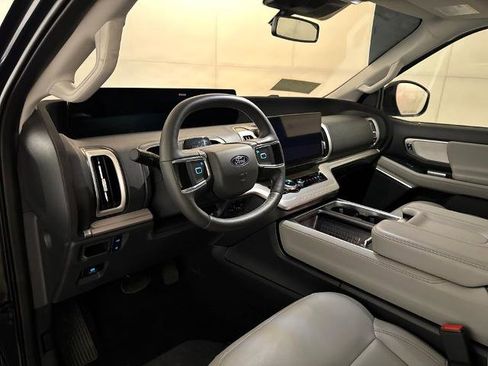 Certified 2025 Ford Expedition Max Active image 5