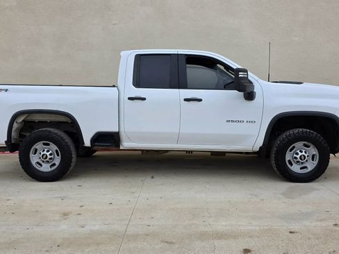 Used 2021 Chevrolet Silverado 2500 W/T w/ WT Convenience Package image 2