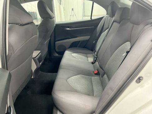 Used 2020 Toyota Camry LE image 22
