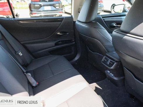 Certified 2025 Lexus ES 350 image 13
