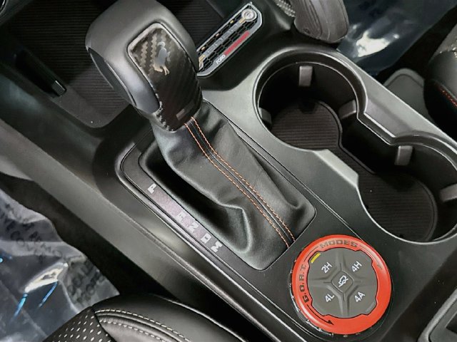New 2026 Ford Bronco Raptor w/ Interior Carbon Fiber Pack AWD/4WD image 17