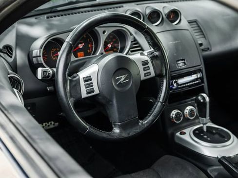 Used 2008 Nissan 350Z Enthusiast image 6