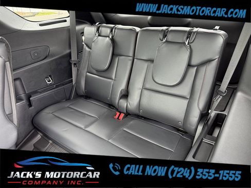 Used 2025 Ford Explorer ST image 28