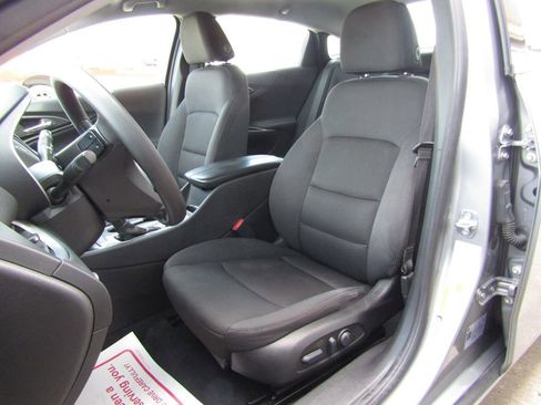 Used 2023 Chevrolet Malibu LT image 17