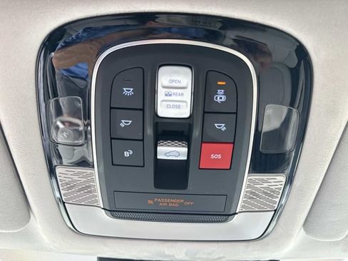 Used 2024 Hyundai Palisade Calligraphy FWD image 24