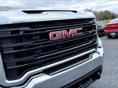 Used 2022 GMC Sierra 2500 Pro w/ Convenience Package AWD/4WD image 29