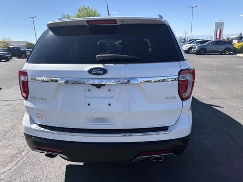 Used 2018 Ford Explorer Limited AWD/4WD image 6