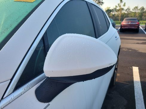 Used 2023 Buick Envision Essence image 7