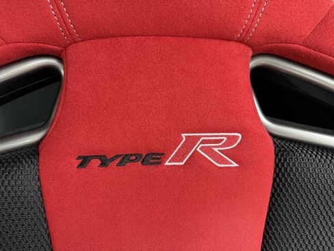 Used 2019 Honda Civic Type R image 25
