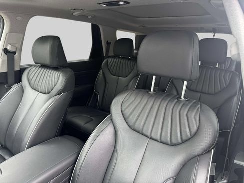 Used 2024 Hyundai Palisade Limited AWD/4WD image 21