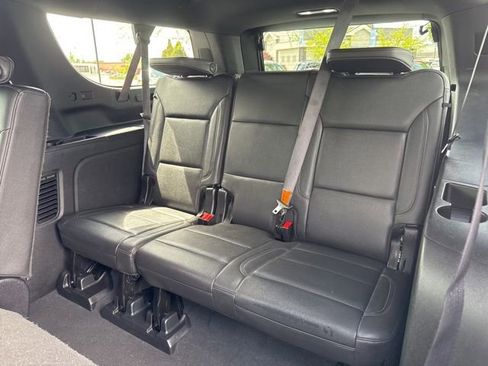 Certified 2024 Chevrolet Suburban LT AWD/4WD image 16