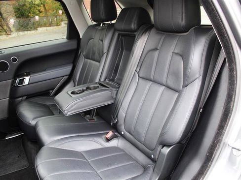 Used 2014 Land Rover Range Rover Sport HSE AWD/4WD image 31