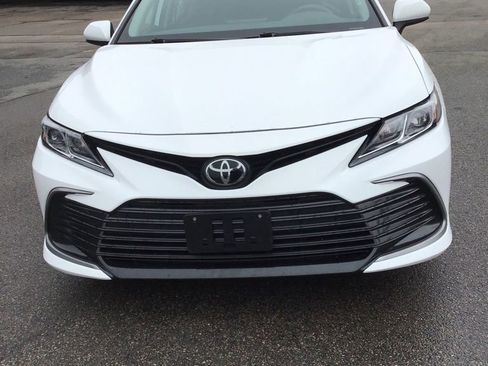 Used 2024 Toyota Camry LE image 2