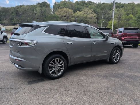 Used 2024 Buick Enclave Avenir w/ Avenir Technology Package AWD/4WD image 6