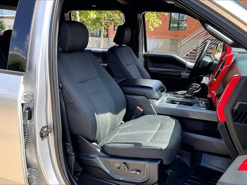 Used 2016 Ford F150 XLT w/ Equipment Group 302A Luxury AWD/4WD image 10