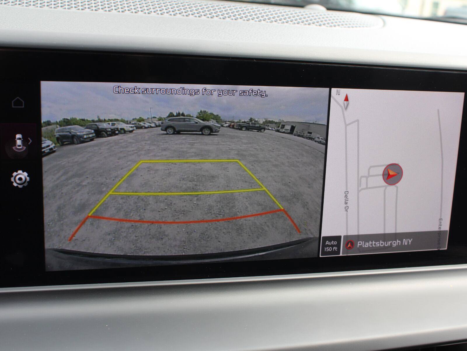 Used 2024 Kia Seltos EX AWD/4WD image 16