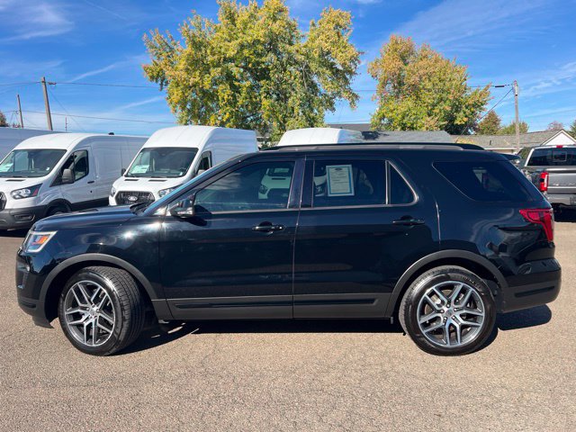 Used 2018 Ford Explorer Sport w/ Equipment Group 401A AWD/4WD image 2