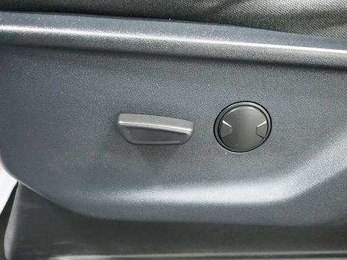 Used 2022 Ford F150 XLT AWD/4WD image 16