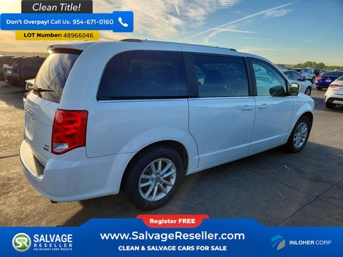 Used 2019 Dodge Grand Caravan SXT image 4