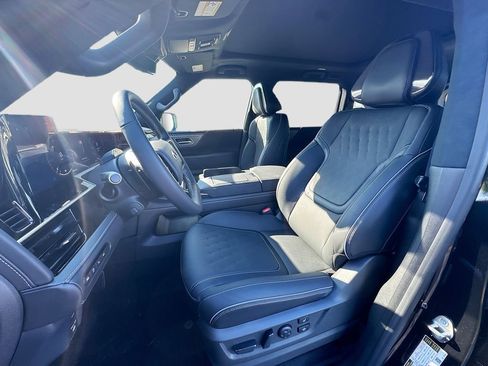 New 2026 INFINITI QX80 Autograph w/ Premium Cargo Package AWD/4WD image 22