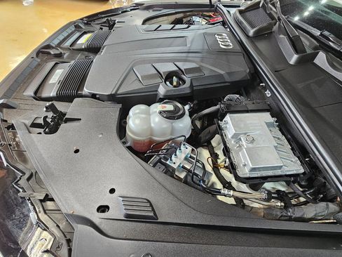 Used 2019 Audi Q7 3.0T Premium w/ Convenience Package image 45