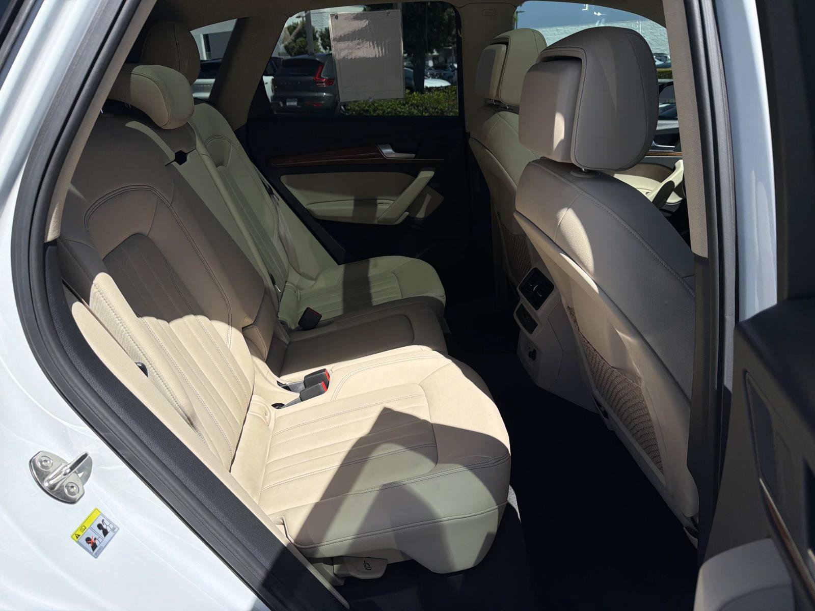 Used 2021 Audi Q5 e Premium w/ Convenience Package AWD/4WD image 24