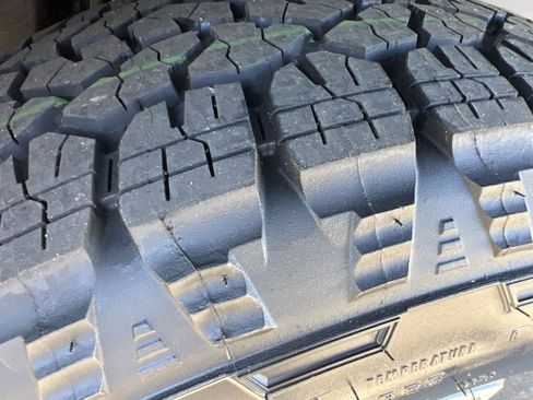 Used 2023 Chevrolet Suburban Z71 image 27