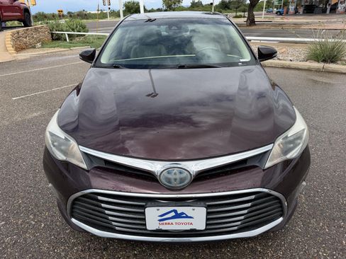 Used 2018 Toyota Avalon XLE Premium w/ All Weather Liner Package FWD image 7