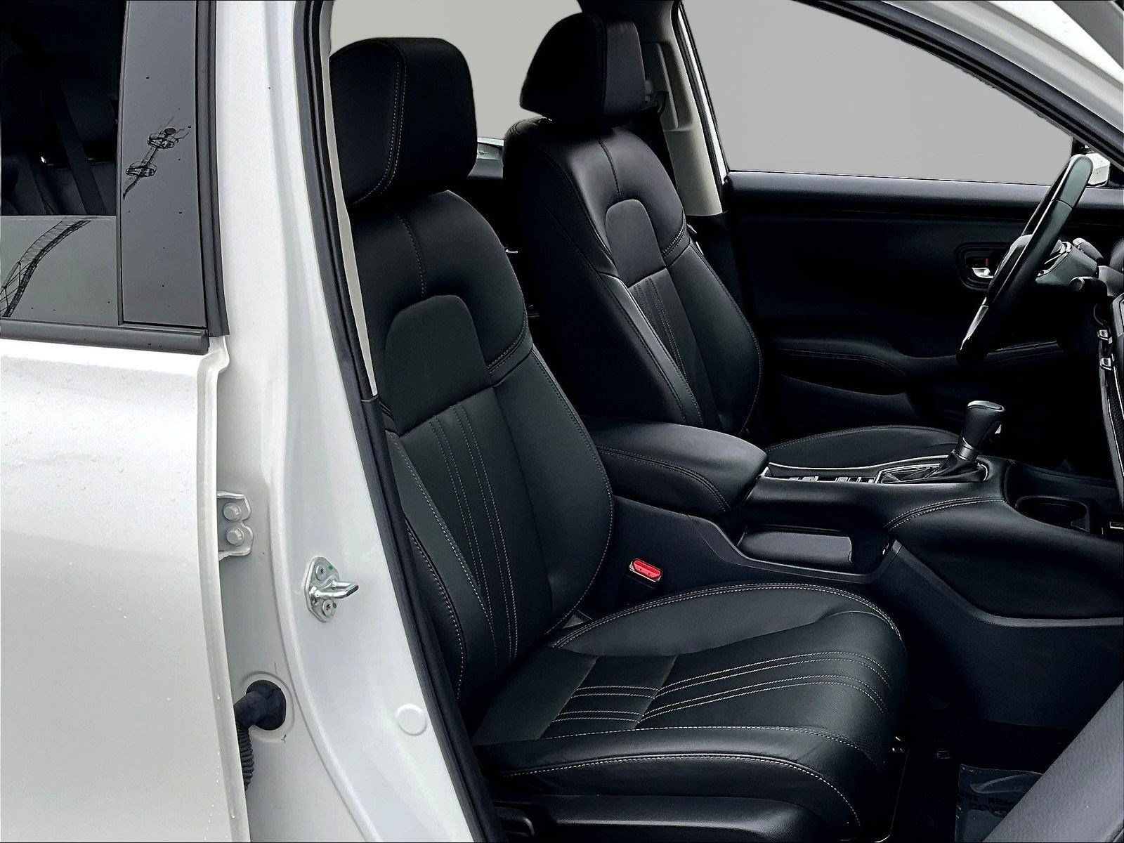 Used 2025 Honda HR-V EX-L image 26