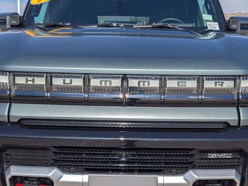 Used 2024 GMC Hummer EV 3X w/ LPO, Illumination Package image 10