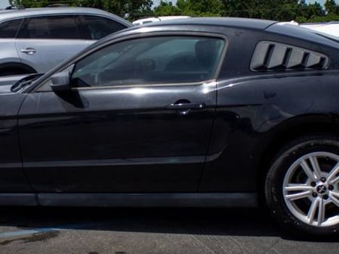 Used 2012 Ford Mustang Coupe RWD image 12