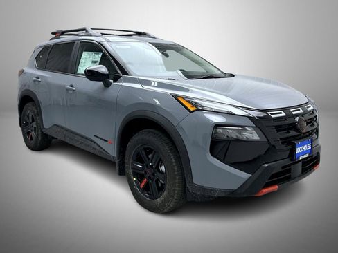 New 2026 Nissan Rogue SV image 3