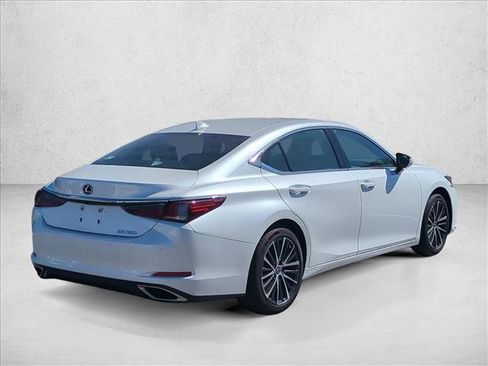 Used 2024 Lexus ES 350 w/ Premium Package image 5