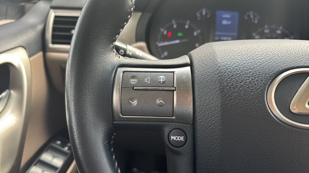 Used 2019 Lexus GX 460 w/ Navigation Package AWD/4WD image 20