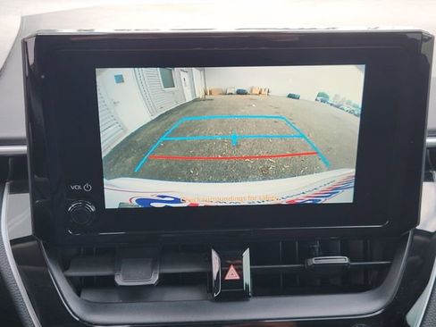 Used 2024 Toyota Corolla LE image 13