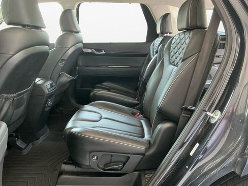 Used 2022 Hyundai Palisade Limited AWD/4WD image 16