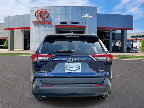 Used 2024 Toyota RAV4 XLE w/ Convenience Package FWD image 7