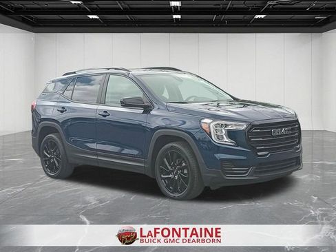 Used 2023 GMC Terrain SLE w/ Driver Convenience Package AWD/4WD image 7