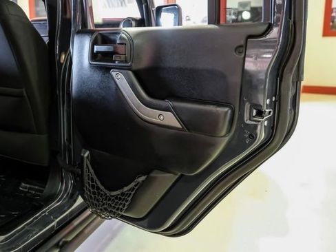 Used 2017 Jeep Wrangler Unlimited Sport image 42