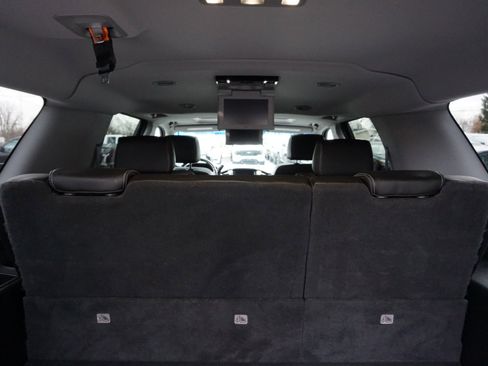 Used 2018 GMC Yukon XL Denali w/ Denali Ultimate Package image 11