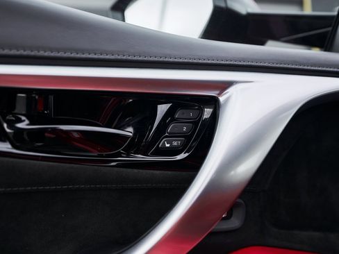 Used 2021 Acura NSX image 33