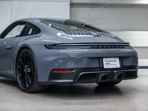 Used 2025 Porsche 911 Carrera 4 GTS image 26