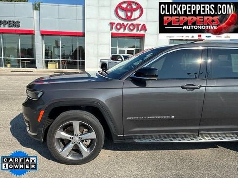 Used 2022 Jeep Grand Cherokee L Limited RWD image 2