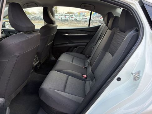 Used 2025 Toyota Camry LE image 24